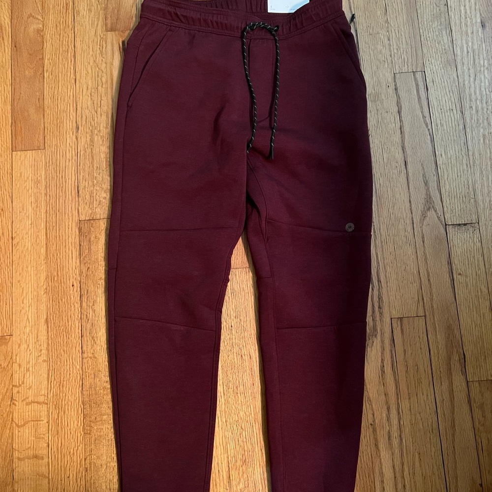 American Eagle Mens Small Joggers -Brand New with tags